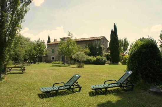 Mas Le Pont Des Aubes Bed & Breakfast L'Isle-sur-la-Sorgue Exterior photo
