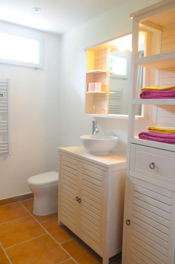 Mas Le Pont Des Aubes Bed & Breakfast L'Isle-sur-la-Sorgue Exterior photo