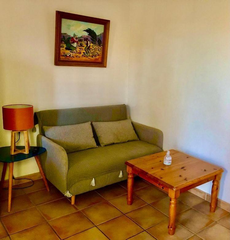Mas Le Pont Des Aubes Bed & Breakfast L'Isle-sur-la-Sorgue Exterior photo